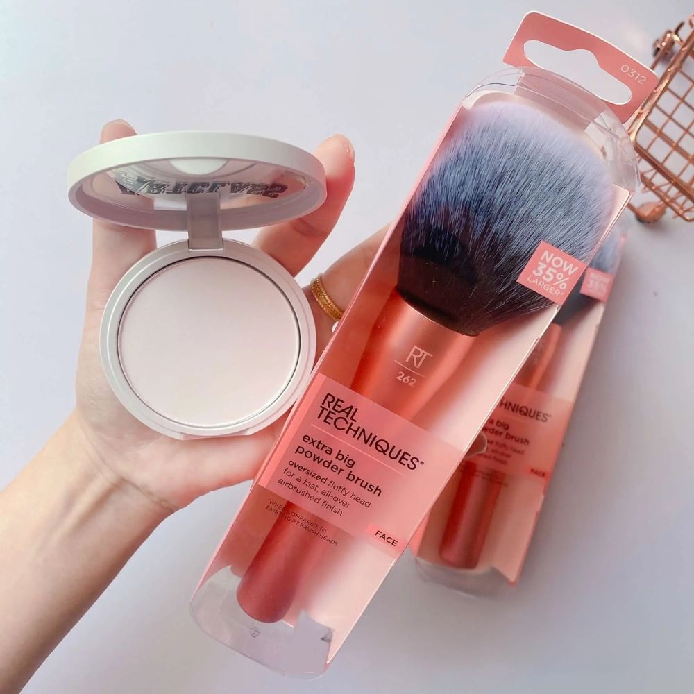 Real Techniques Extra Big Powder Brush 262, Real Techniques Extra Big Powder Brush ราคา , Real Techniques Extra Big Powder Brush รีวิว , Real Techniques Extra Big Powder Brush ซื้อ , Real Techniques Extra Big Powder Brush ขาย